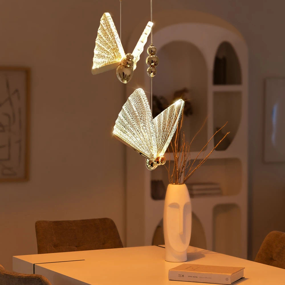 Lustre Borboleta de Acrílico com LED para Decoração de Quarto