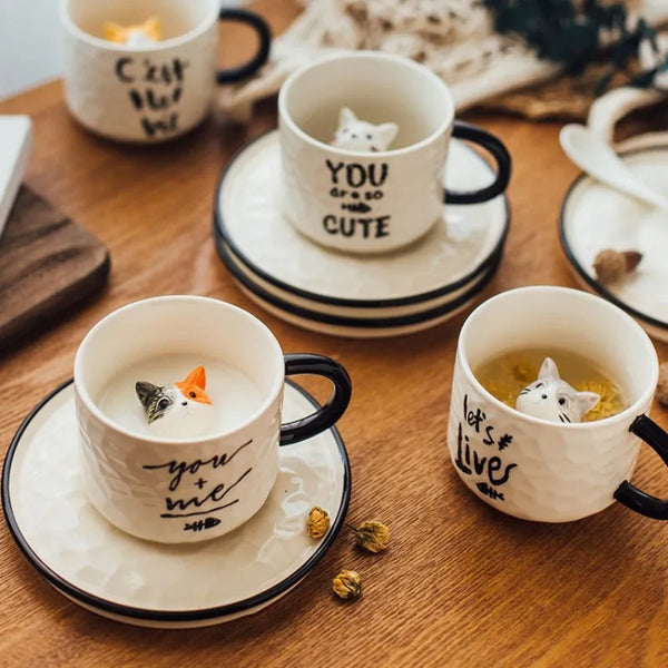 Caneca de Cerâmica com Gatinho e Base em Forma de Pata 